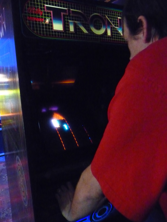 tron032.jpg